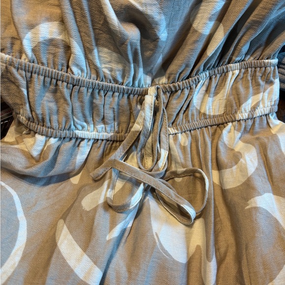 Blu Pepper Beige and White Maxi Dress - Picture 10 of 10